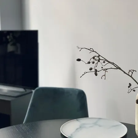 Apartment Quiet In Centre - Self Check-in, Walkable To Major Attractions